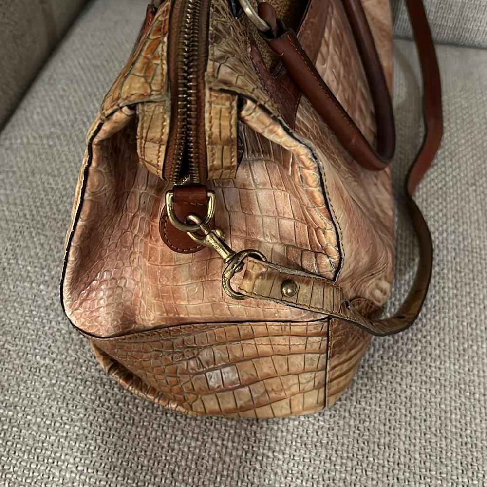 Sunday $85 - Brahmin RARE Tan Croc-Embossed/Brown Straps Women's Bag/Shoulder - Picture 9 of 14